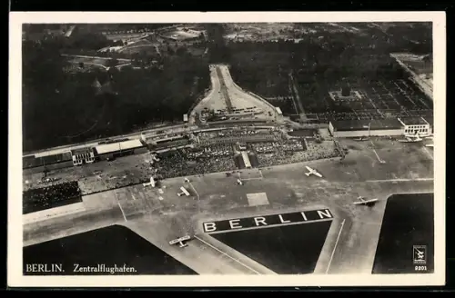 AK Berlin, Totalansicht Zentralflughafen