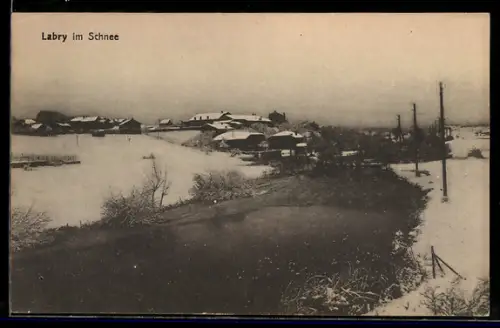 AK Labry, Ortsansicht im Schnee aus der Vogelschau