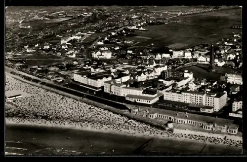 AK Borkum, Blick über den Nordstrand auf den Ort, Fliegeraufnahme