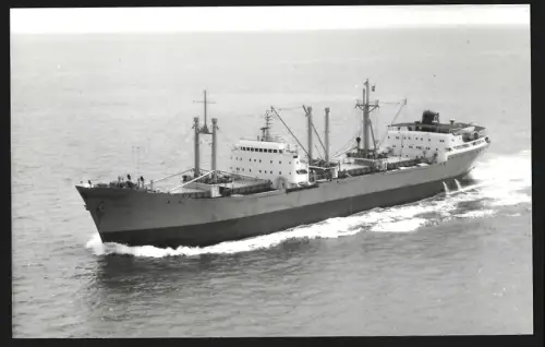 Fotografie Frachtschiff Madame Butterfly aus der Vogelschau gesehen