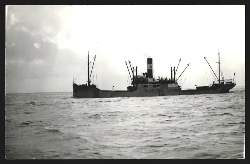 Fotografie Schwedisches Frachtschiff Skaraborg von 1914, Aufnahme im Stettiner Haff