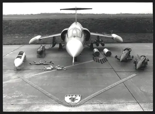 Fotografie Flugzeug Lockheed F-104 Starfighter, Abfangjäger u. Jagdbomber, Flugfeld von Marinefliegergeschwader 1, Jagel