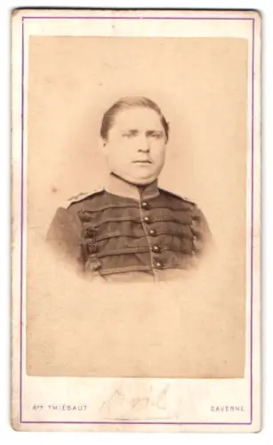 Fotografie Ate. Thiébaut, Saverne, Husar in Attila