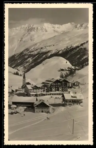 AK Ober-Gurgl /Oetztaler Alpen, Totalansicht mit Umgebung im Winter