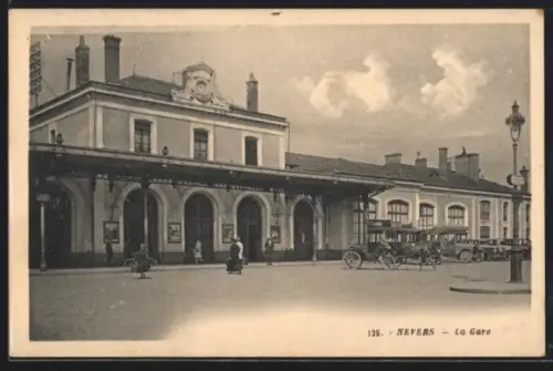 AK Nevers, La Gare, Bahnhof
