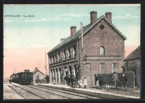 AK Vermelles, La Gare, Bahnhof