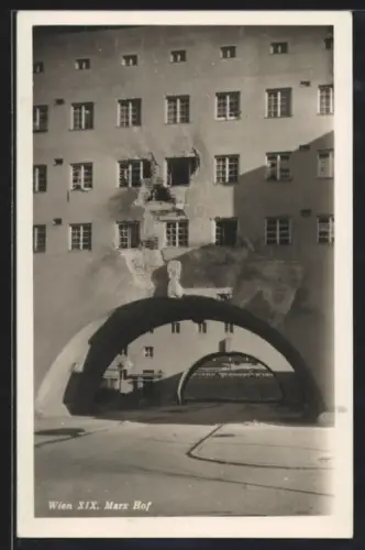 AK Wien, Februaraufstand 1934, Gemeindebau Marx Hof nach den Kämpfen