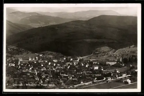 AK Steinen /Wiesental, Ortsansicht mit Bahnhof vom Flugzeug aus