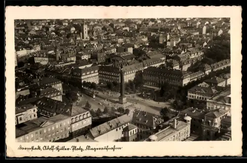AK Darmstadt, Platz, Luisenplatzsäule, Fliegeraufnahme, Strassenbahn