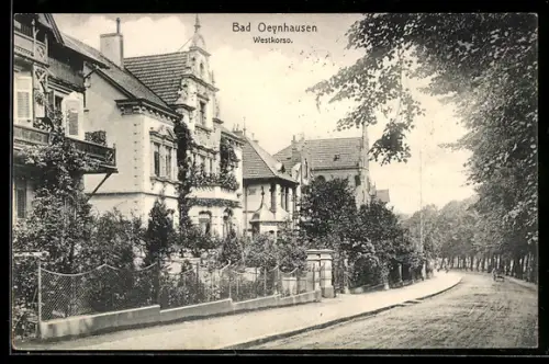 AK Bad Oeynhausen, Westkorso, Strassenpartie mit Villen