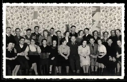 Foto-AK Dresden-Mickten, 10-Jahresfeier Gymnastik-Volksgesundheit 1939