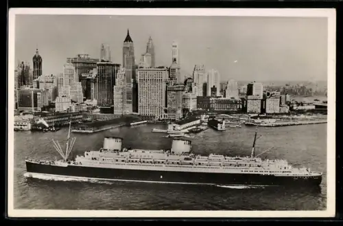 AK New York, NY, Expressdampfer Europa vom Norddeutschen Lloyd vor New York