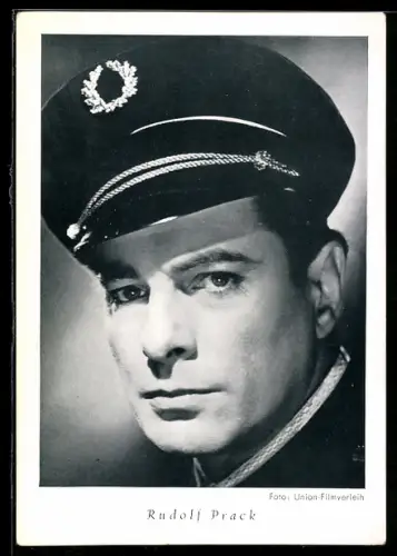 AK Schauspieler Rudolf Prack, Portrait mit Uniform-Mütze