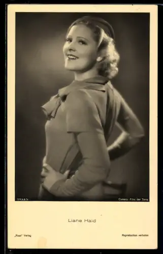 AK Schauspielerin Liane Haid im Kostüm einer Filmrolle