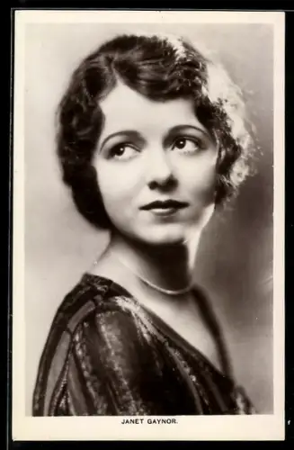 AK Schauspielerin Janet Gaynor schaut seitlich