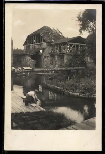 AK Gross Jungfernhof bei Riga, Zerstörtes Gebäude an der Düna