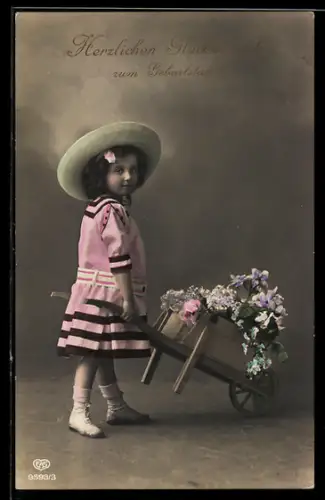 Foto-AK EAS Nr. 9593/3: Kleines Mädchen mit Blumenkarren, Glückwunsch zum Namenstag