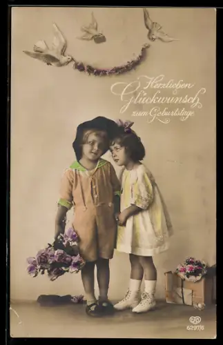 Foto-AK EAS Nr. 6297/6: Kinderpaar mit Blumen, Geburtstagsgruss