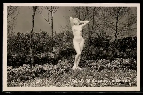 AK Berlin, Deutsche Frühjahrsblumenschau 1935, Frauenstatue