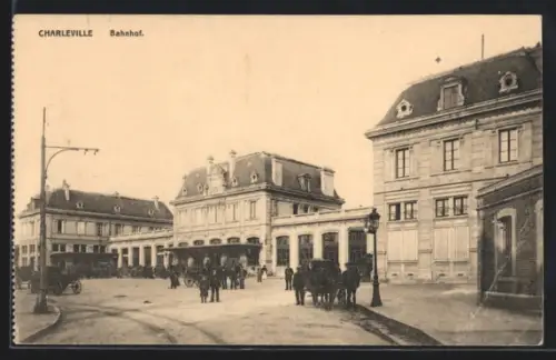 AK Mezieres-Charleville, La Gare, Centre de bifurcation des lignes, Bahnhof