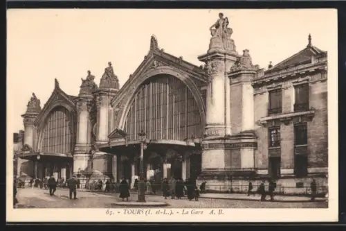 AK Tours /I.-et-L., La Gare