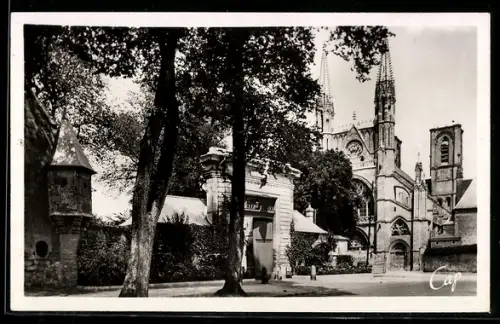 AK Laon, L`Eglise Saint-Martin et l`Hôtel-Dieu