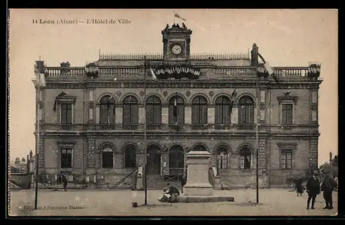 AK Laon /Aisne, L`Hôtel de Ville