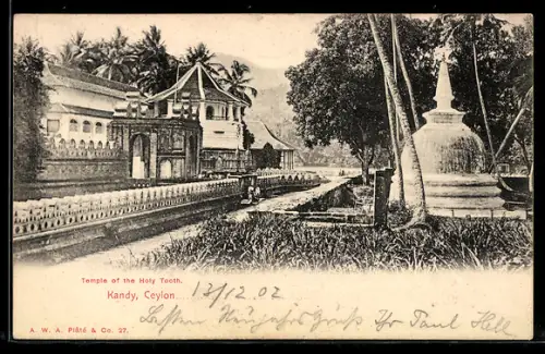 AK Kandy, Temple of the Holy Tooth