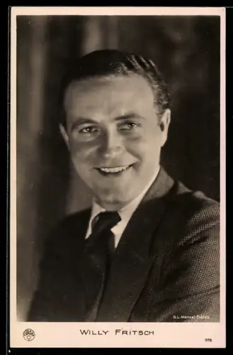AK Willy Fritsch lächelt, Portrait