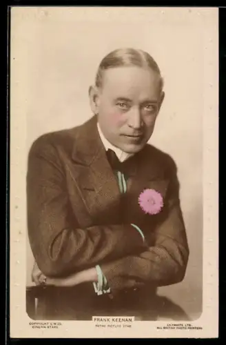 AK Schauspieler Frank Keenan im Anzug mit Blume