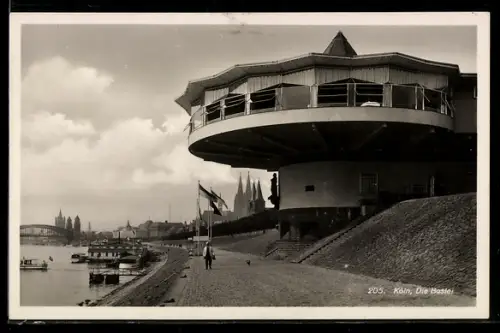 AK Köln, Die Bastei, Rhein, Dom, Hohenzollernbrücke