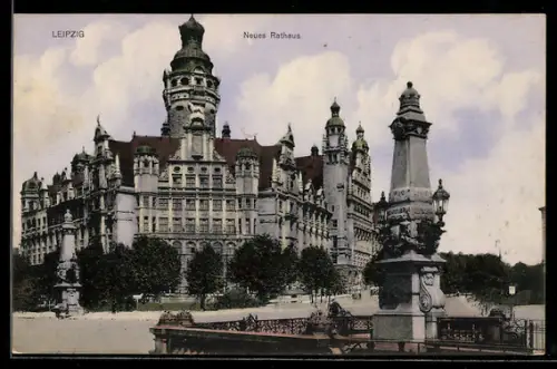 AK Leipzig, Neues Rathaus, Denkmal