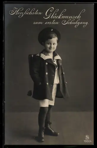Foto-AK L.J. & F.F. Nr. 7001/4: Kleiner ABC-Schütze, Glückwunsch zum ersten Schulgang