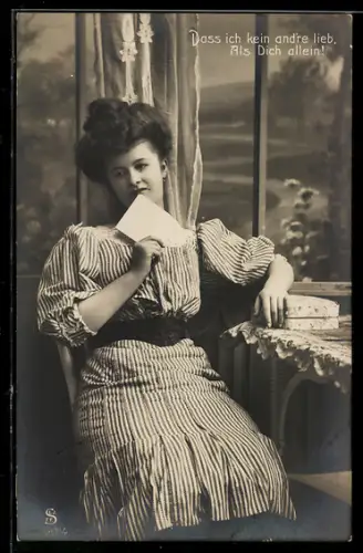 Foto-AK L.J. & F.F. Nr.: 2387/4: Dass ich kein andre lieb..., Einsame junge Dame mit Brief