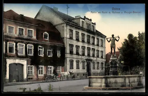 AK Dohna, Strassenpartie am Markt mit Rathaus und Metzger-Brunnen