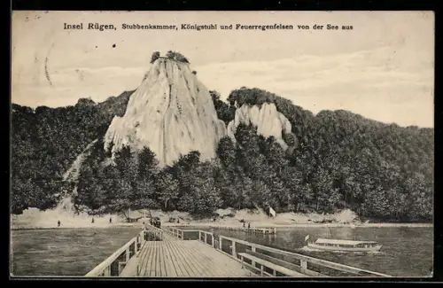 AK Stubbenkammer /Rügen, Stubbenkammer, Königsstuhl und Feuerregenfelsen von der See aus