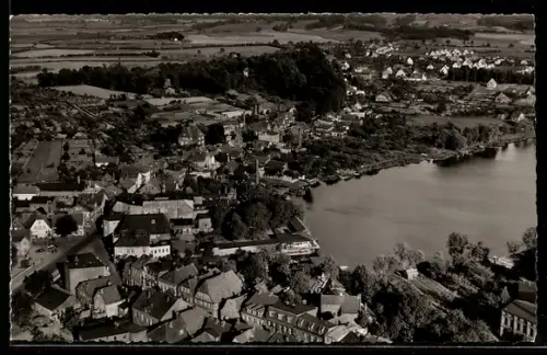 AK Preetz in Holstein, Blick auf Stadt und See, Fliegeraufnahme
