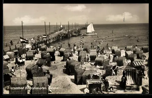 AK Brunshaupten, Strand, Seebrücke, Strandkörbe