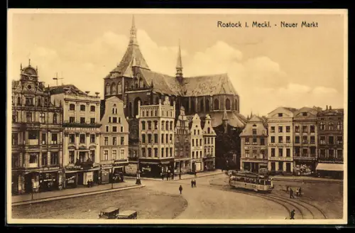 AK Rostock i. Meckl., Neuer Markt mit Geschäften, Kirche, und Strassenbahn