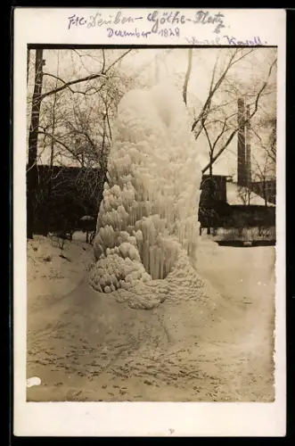 AK Deuben, Eisplastik am Göthe-Platz 1928