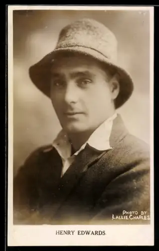 AK Henry Edwards mit Hut, Portrait