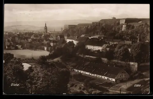 AK Glatz, Totalansicht mit Kirche aus der Vogelschau