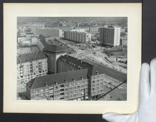 Fotografie Ansicht Dresden, Panorama der neuen Wohnblocks in der Amalienstrasse vom Rathausturm aus mit Touristenhotel