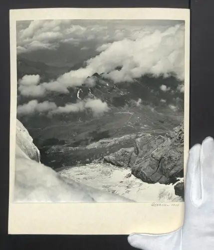 Fotografie Ansicht Poschiavo, Ospizio Bernina, Blick vom Jungfraujoch ins Tal im Jahr 1938