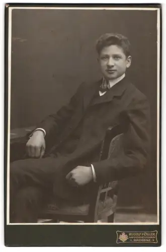 Fotografie Rudolf Högler, Bregenz, Portrait eines jungen Mannes