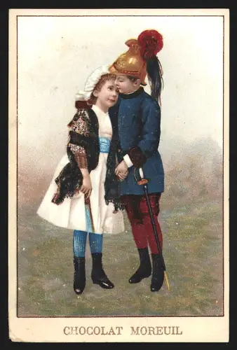 Sammelbild Paris, Chocolat Moreuil, Junge in Uniform mit Mädchen im Arm