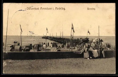 AK Arendsee i. Mecklb., Seesteg mit Strand