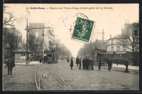 AK Saint-Ouen, Boulevard Victor-Hugo (Rond point de la Mairie), Strassenbahn