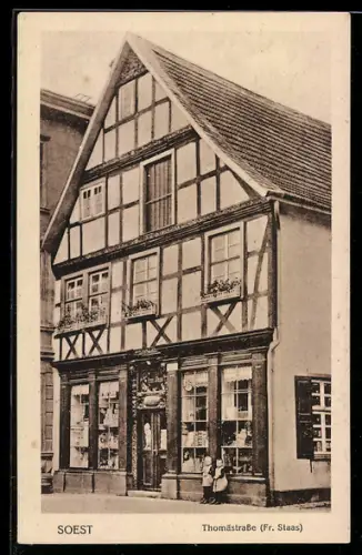 AK Soest, Thomästrasse (Fr. Staas), Fachwerkhaus