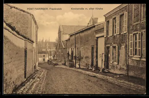 AK Pont Faverger, Kirchstrasse m. alter Kirche